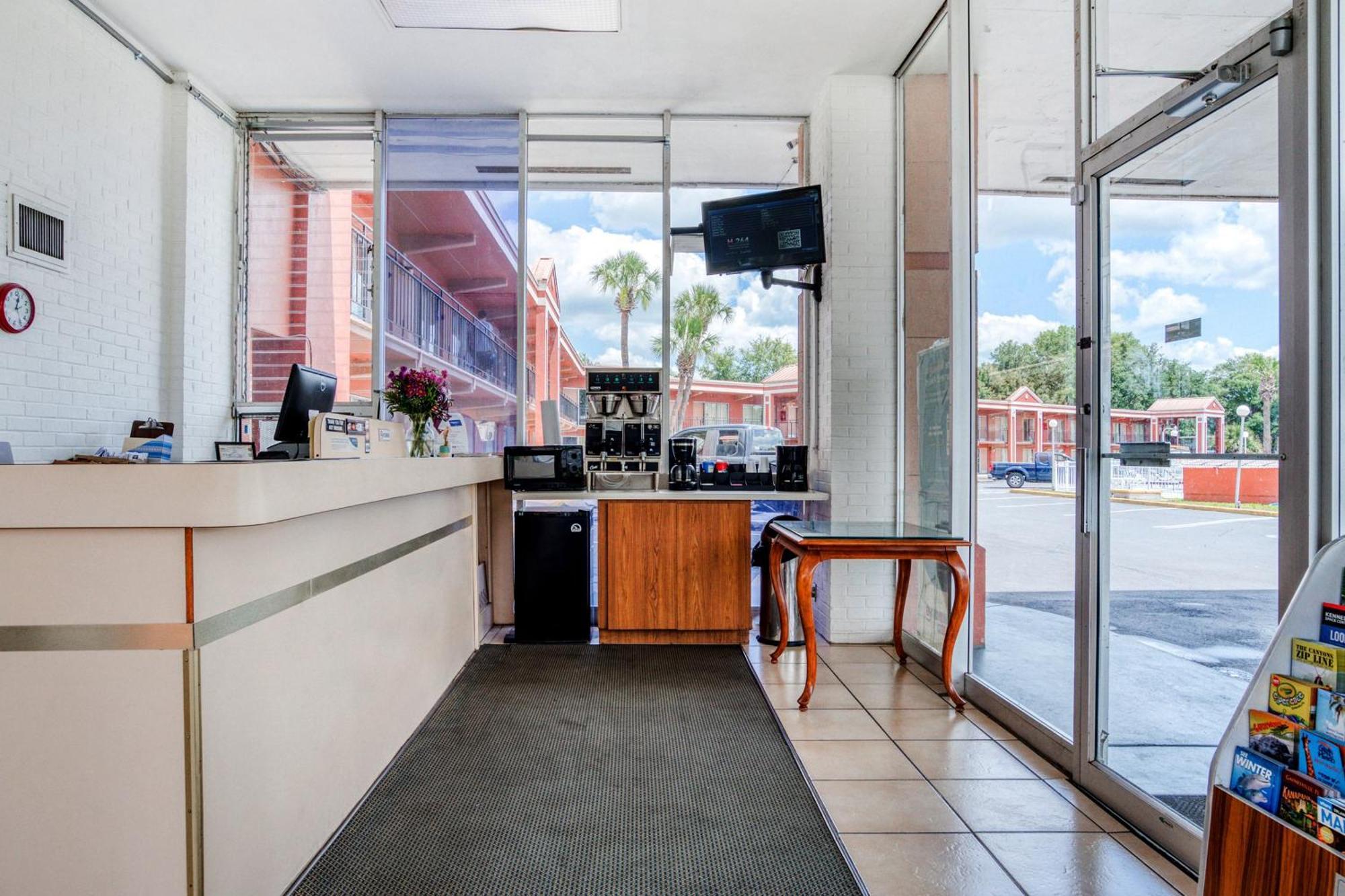 Oyo Hotel Mustang Silver Spring Fl Silver Springs Buitenkant foto